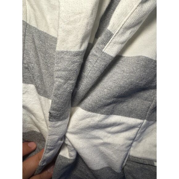 Size Medium Grey and White Striped Sweater Blazer - Picture 4 of 6